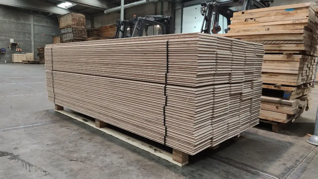 16/4 x 190 mm engineered Oak flooring