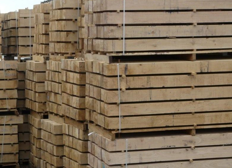 Poteau Chêne 15 x 15 cm